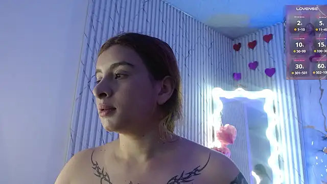 Naomy tay1 online show from 03-06-26, 08:15