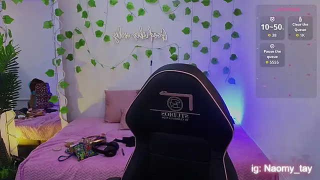 Naomy tay1 online show from 09-14-25, 03:29