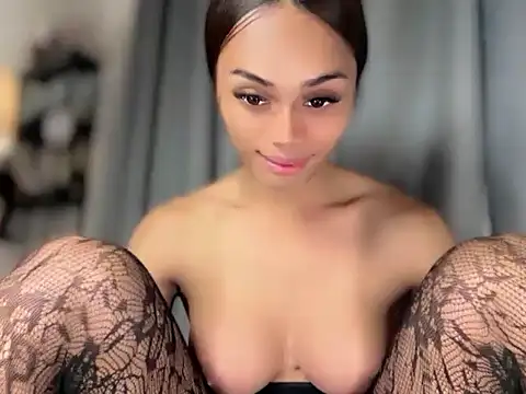 Snapshot of vikkylustfullgodess chatting on 07-10-26, 01:27 vikkylustfullgodess online show from 07-10-26, 01:27