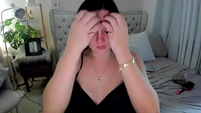 SweetHoney369 online show from 12-05-25, 01:27