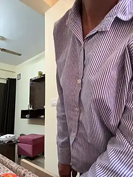 modelnishu online show from 02-06-26, 01:56