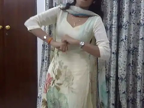 SONIYA 47 online show from 11-26-25, 09:04