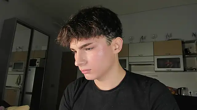 Snapshot of mystic_evan chatting on 09-29-25, 10:48 mystic evan online show from 09-29-25, 10:48