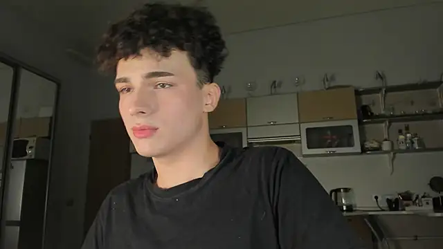 Snapshot of mystic_evan chatting on 09-14-25, 10:43 mystic evan online show from 09-14-25, 10:43