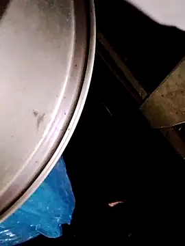 Snapshot of Mamapm20 chatting on 10-20-25, 11:22 Mamapm20 online show from 10-20-25, 11:22