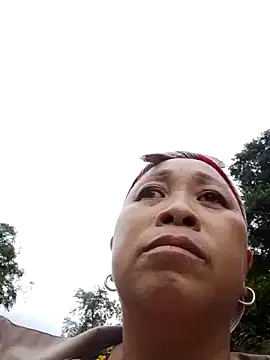 Snapshot of Mamapm20 chatting on 10-16-25, 01:36 Mamapm20 online show from 10-16-25, 01:36