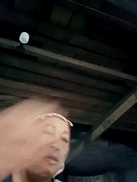 Snapshot of Mamapm20 chatting on 09-19-25, 12:31 Mamapm20 online show from 09-19-25, 12:31