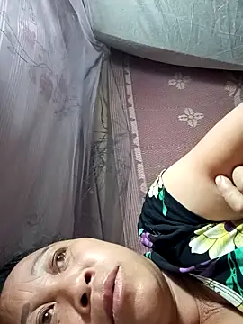 Snapshot of Mamapm20 chatting on 09-22-25, 09:32 Mamapm20 online show from 09-22-25, 09:32