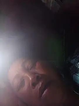 Snapshot of Mamapm20 chatting on 09-30-25, 01:11 Mamapm20 online show from 09-30-25, 01:11