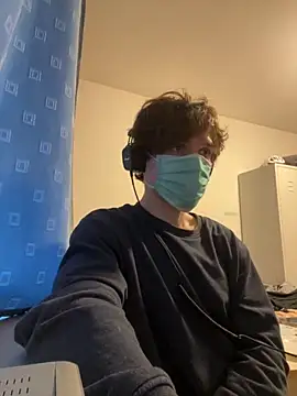 Imagerysin23 online show from 10-19-25, 04:10