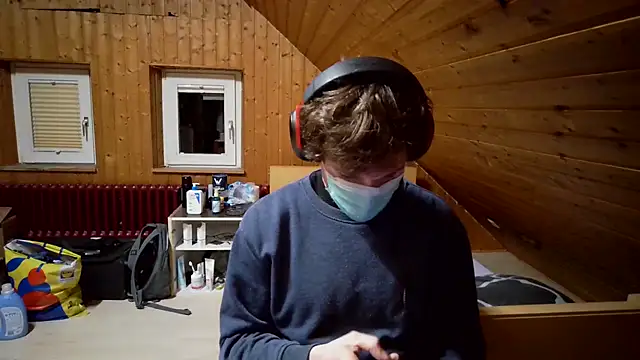 Imagerysin23 online show from 12-17-25, 05:40