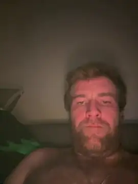 Snapshot of jarda94cz chatting on 02-10-26, 04:39 jarda94cz online show from 02-10-26, 04:39