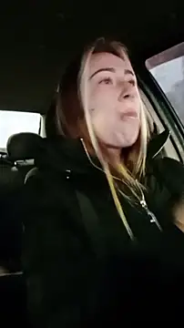 Reina Cummings online show from 12-14-25, 05:24