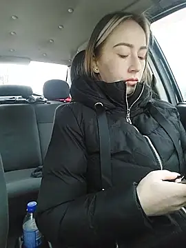 Reina Cummings online show from 01-19-26, 06:06