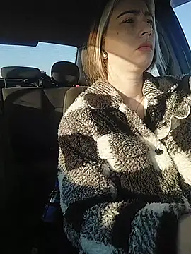 Reina Cummings online show from 02-27-26, 06:13