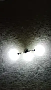 Reina Cummings online show from 12-05-25, 05:39