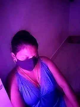 Snapshot of sommyfor123 chatting on 09-15-25, 03:56 sommyfor123 online show from 09-15-25, 03:56