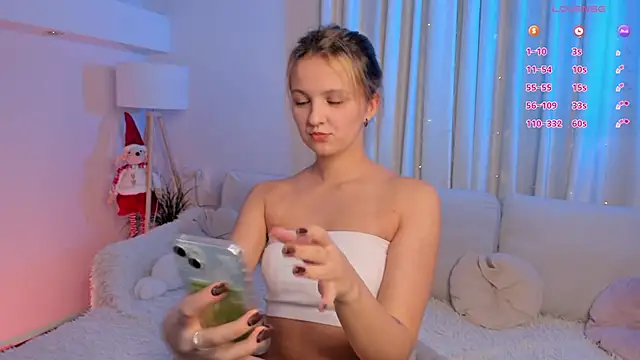 LilLisa online show from 11-19-25, 04:18