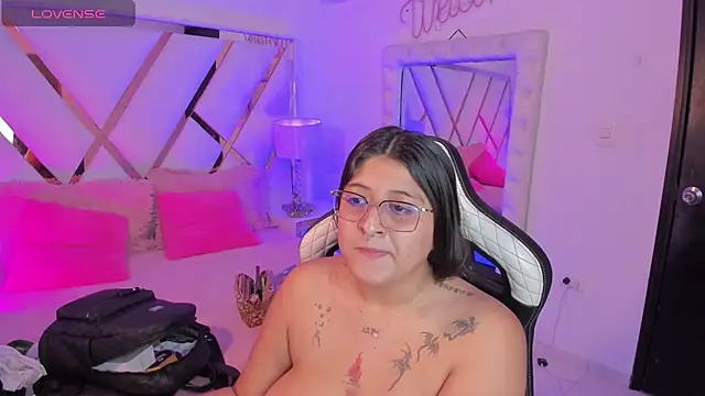 megann  up online show from 04-01-26, 07:22