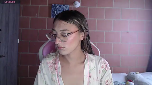 Andrea camilaaa online show from 10-10-25, 01:34