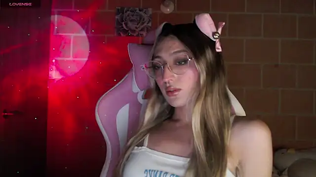 Andrea camilaaa online show from 09-09-25, 05:50