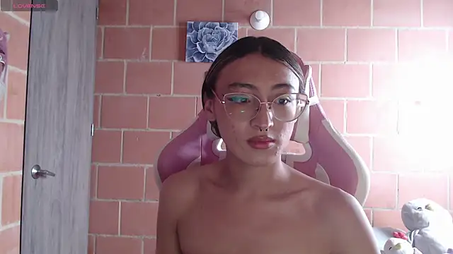 Andrea camilaaa online show from 09-28-25, 04:14