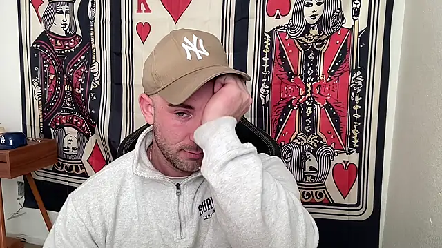 brettmycles28 online show from 12-20-25, 05:27