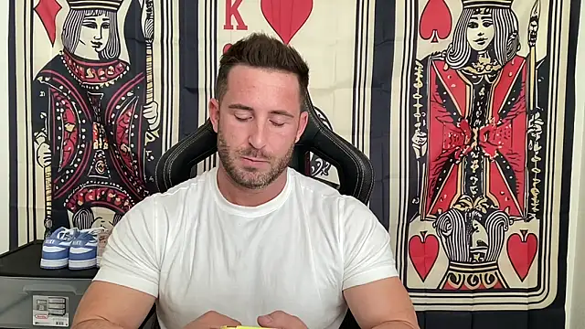 brettmycles28 online show from 11-06-25, 05:17