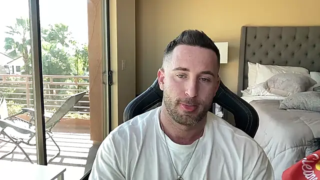 brettmycles28 online show from 11-24-25, 06:08