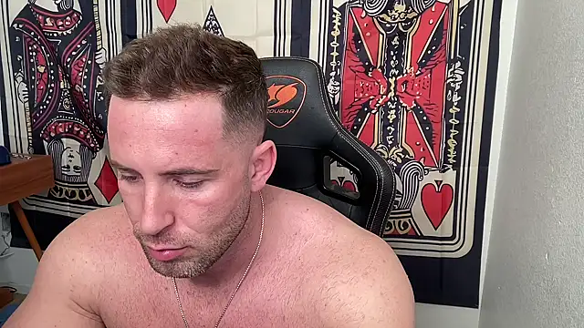 brettmycles28 online show from 12-19-25, 06:21