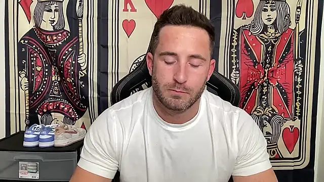 brettmycles28 online show from 11-06-25, 05:11