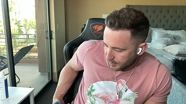 brettmycles28 online show from 09-29-25, 12:28