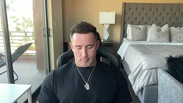 brettmycles28 online show from 10-01-25, 10:02