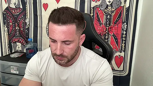 brettmycles28 online show from 11-13-25, 04:22