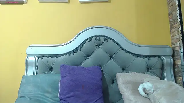 MisRoos online show from 11-08-25, 02:53