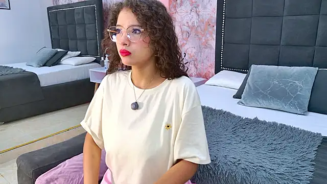 Snapshot of Angelique_Angell chatting on 02-03-26, 07:52 Angelique Angell online show from 02-03-26, 07:52