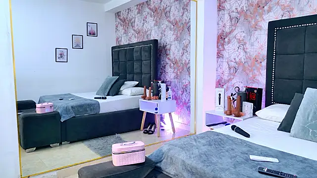 Snapshot of Angelique_Angell chatting on 01-31-26, 07:56 Angelique Angell online show from 01-31-26, 07:56