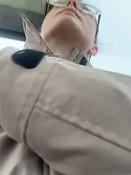 Snapshot of raen001 chatting on 02-04-26, 09:15 raen001 online show from 02-04-26, 09:15