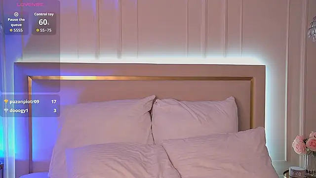 ArianaMell online show from 10-17-25, 03:10