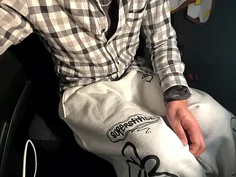 CAMEL1913 online show from 11-15-25, 05:17