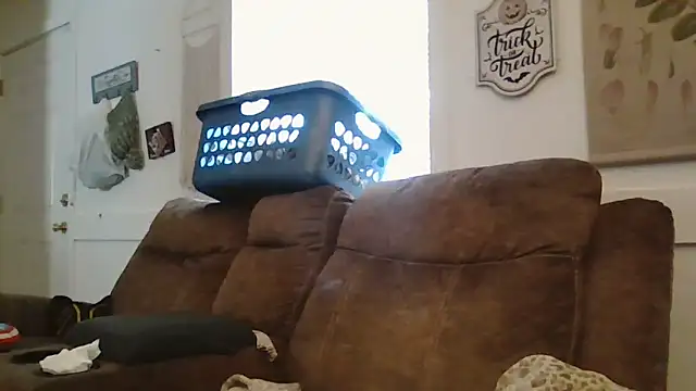 Snapshot of alwayshorny90 chatting on 11-05-25, 05:38 alwayshorny90 online show from 11-05-25, 05:38