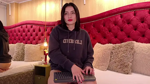 ZaraGold online show from 11-25-25, 11:16