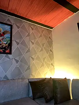 Alisse taylor2 online show from 10-17-25, 01:13