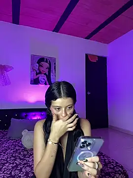 Snapshot of Alisse_taylor2 chatting on 05-06-26, 11:25 Alisse taylor2 online show from 05-06-26, 11:25
