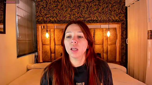 Isa Thompson   online show from 10-27-25, 12:06