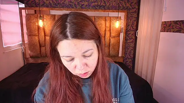 Isa Thompson   online show from 04-11-26, 12:31