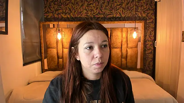 Isa Thompson   online show from 12-22-25, 12:05