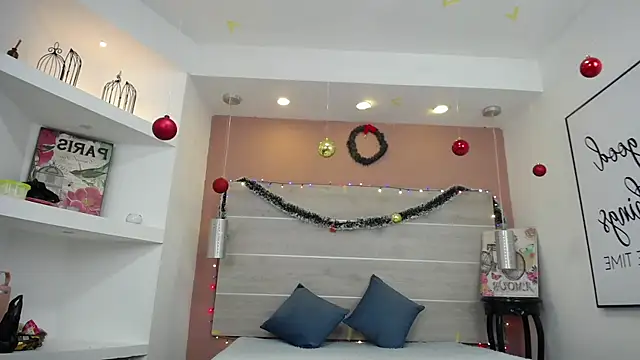 AlexandraCambell online show from 12-16-25, 01:26