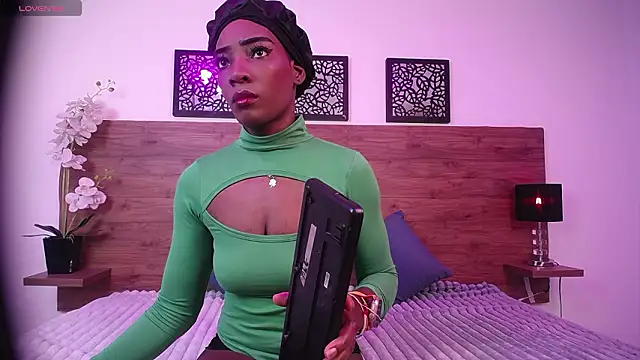 AlexandraCambell online show from 02-03-26, 08:25