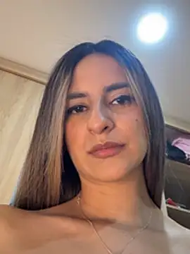 NIQUEILLA8 online show from 03-27-26, 12:52